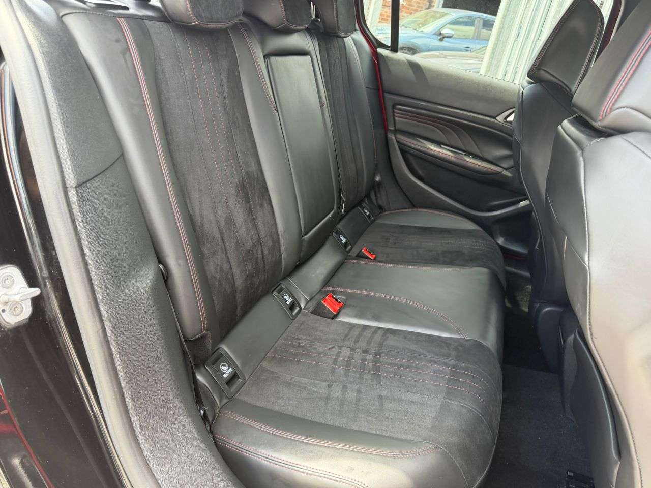 2015 PEUGEOT 308 2015 PEUGEOT 308