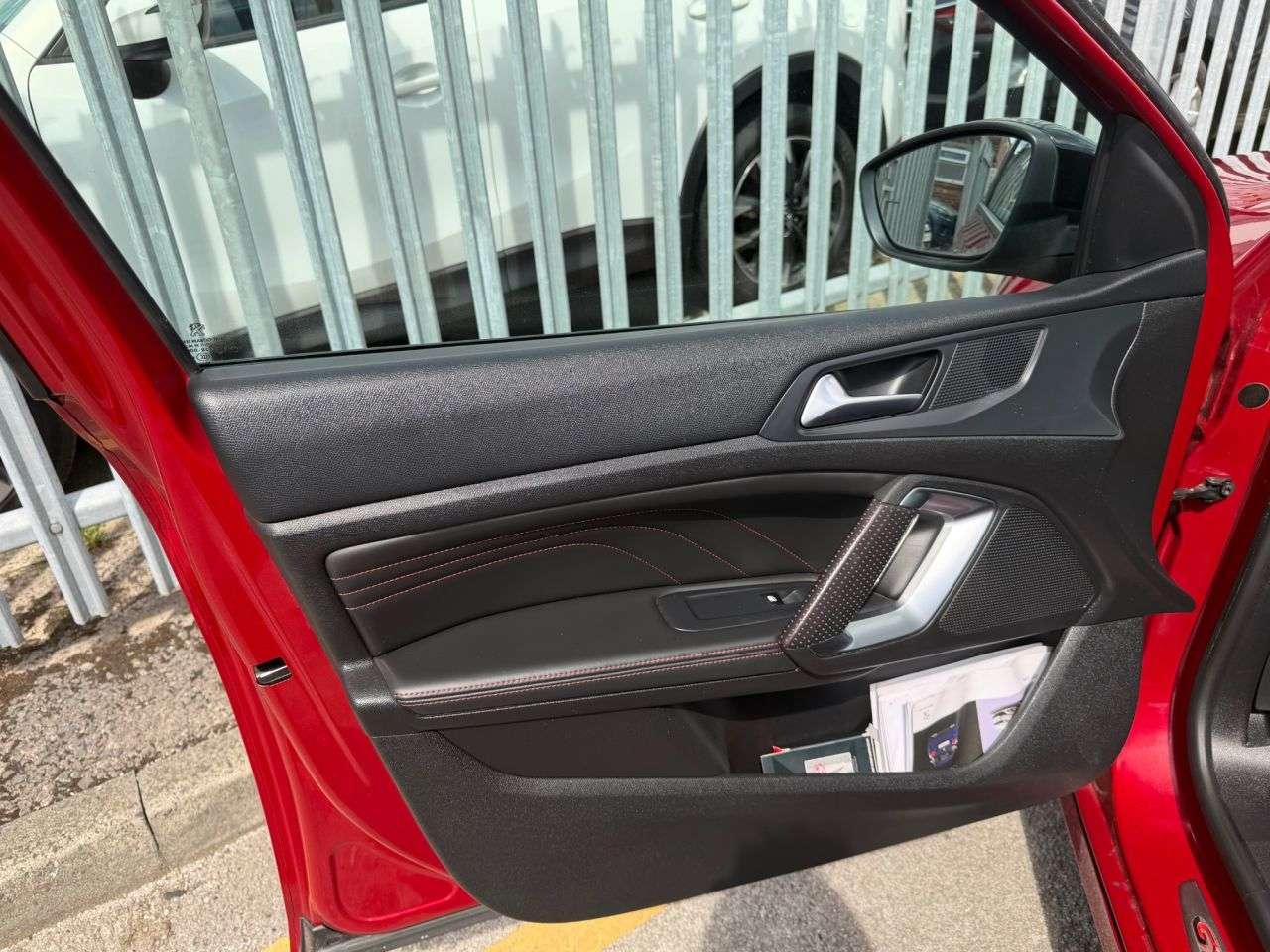 2015 PEUGEOT 308 2015 PEUGEOT 308