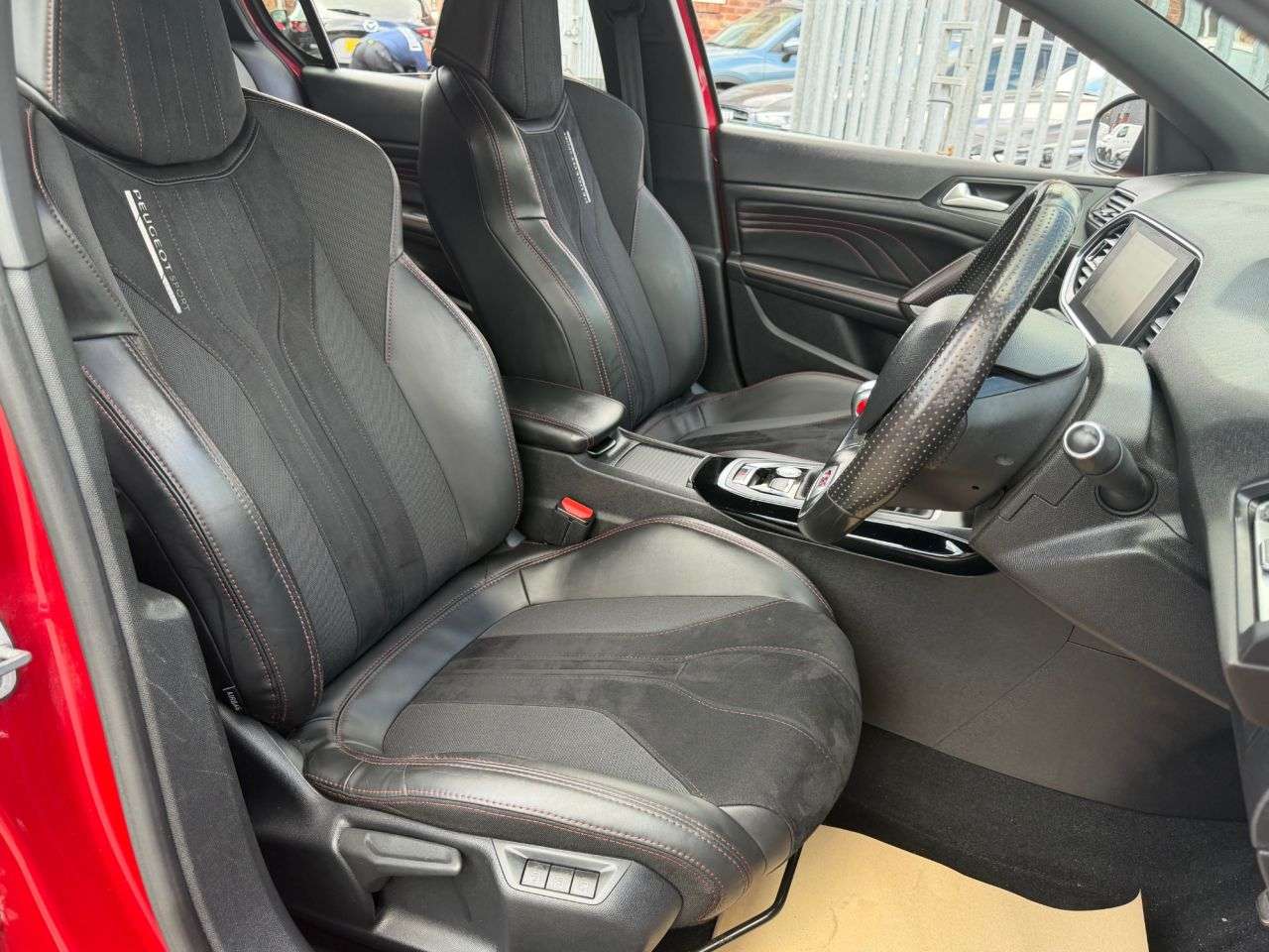 2015 PEUGEOT 308 2015 PEUGEOT 308