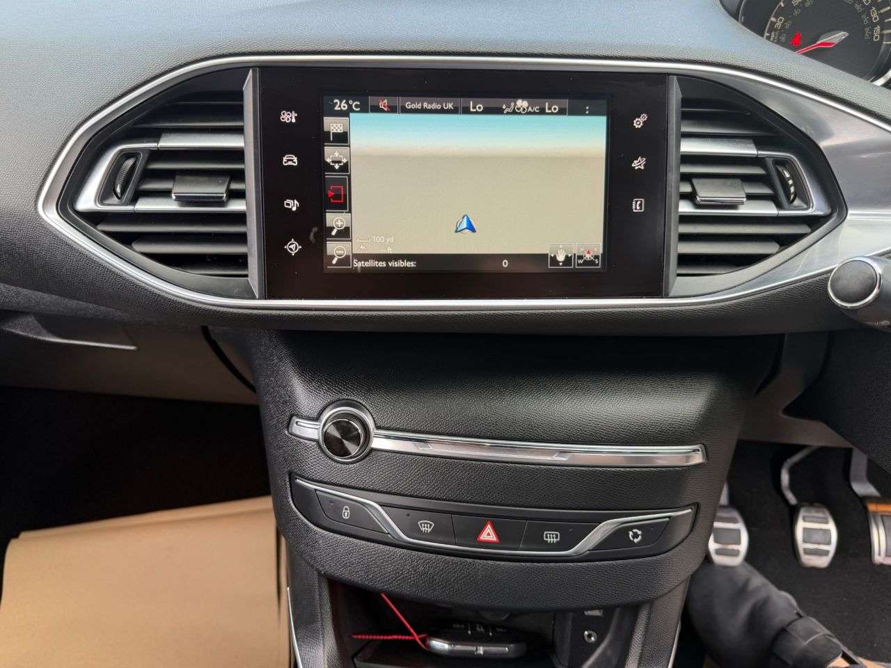 2015 PEUGEOT 308 2015 PEUGEOT 308