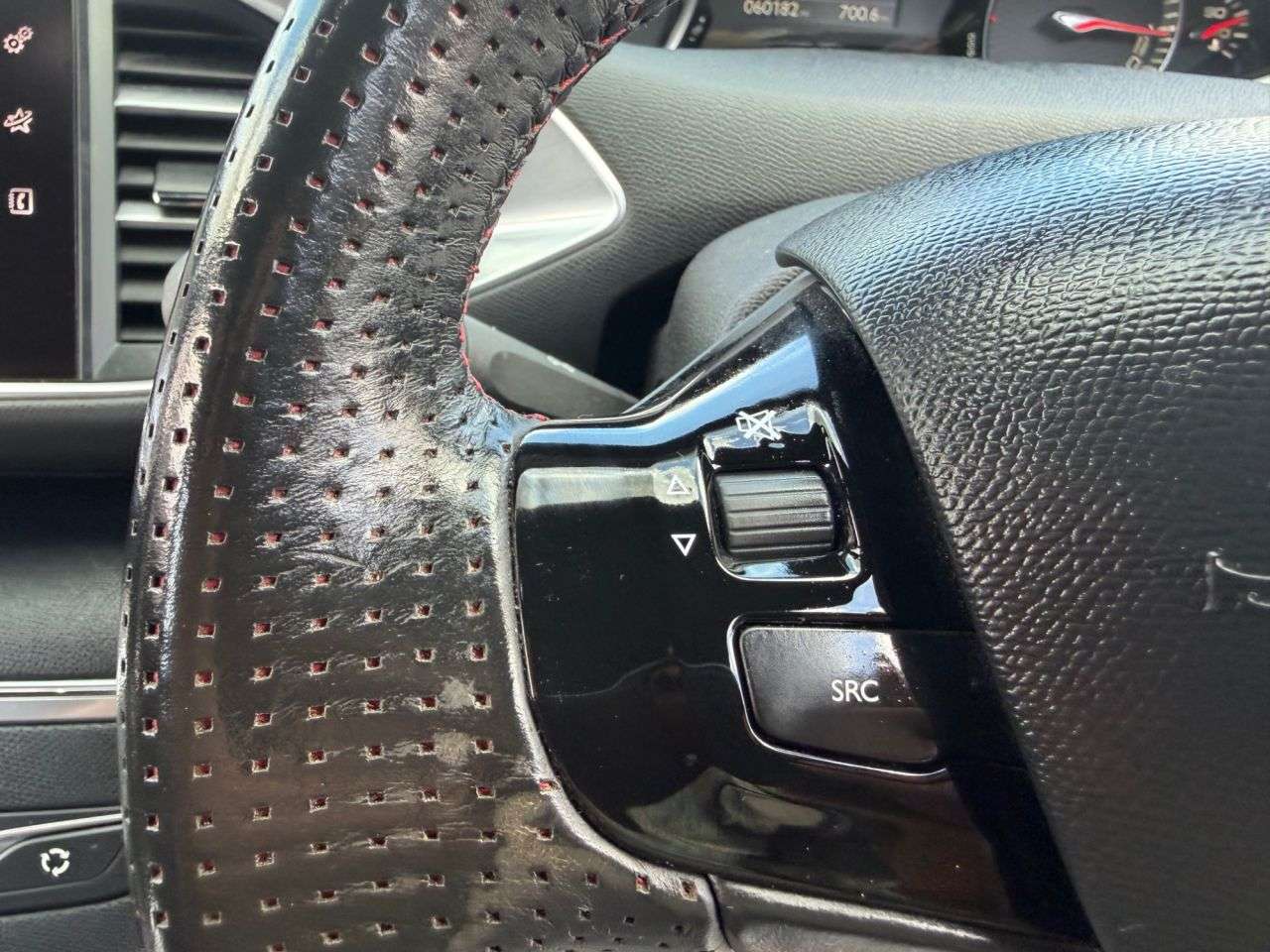 2015 PEUGEOT 308 2015 PEUGEOT 308