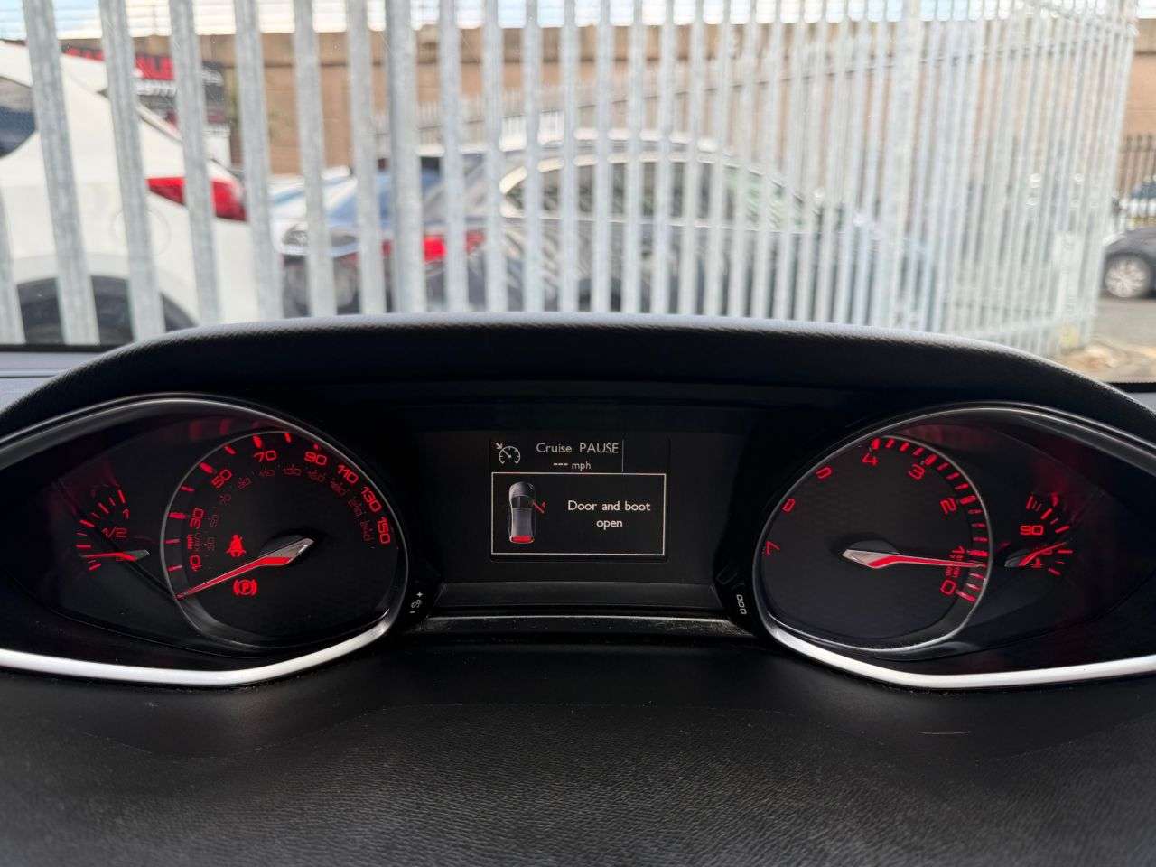 2015 PEUGEOT 308 2015 PEUGEOT 308