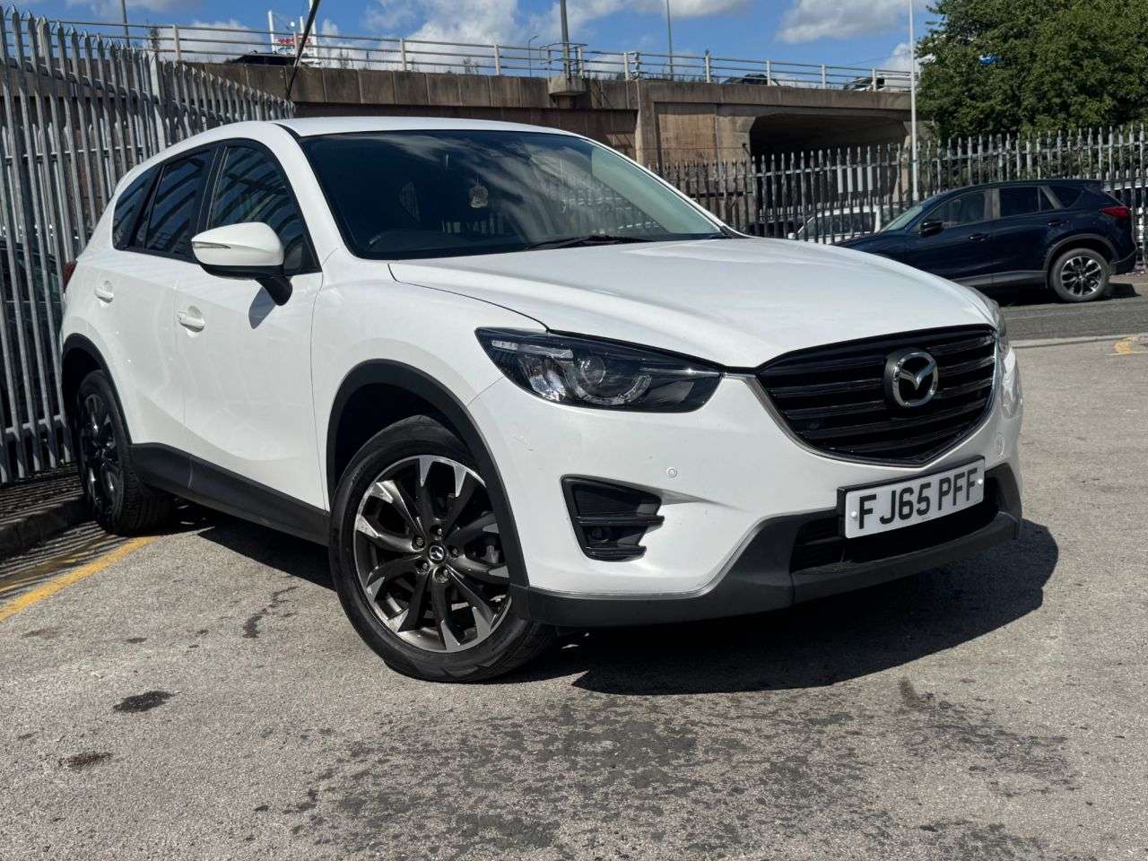 A 2015 MAZDA CX-5 2.2 SKYACTIV-D Sport Nav SUV 5dr Diesel Manual Euro 6 (s/s) (150 ps) JUST B A 2015 MAZDA CX-5 2.2 SKYACTIV-D Sport Nav SUV 5dr Diesel Manual Euro 6 (s/s) (150 ps) JUST B