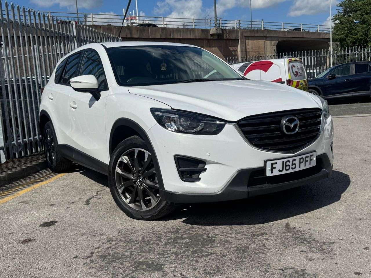 A 2015 MAZDA CX-5 2.2 SKYACTIV-D Sport Nav SUV 5dr Diesel Manual Euro 6 (s/s) (150 ps) JUST B A 2015 MAZDA CX-5 2.2 SKYACTIV-D Sport Nav SUV 5dr Diesel Manual Euro 6 (s/s) (150 ps) JUST B