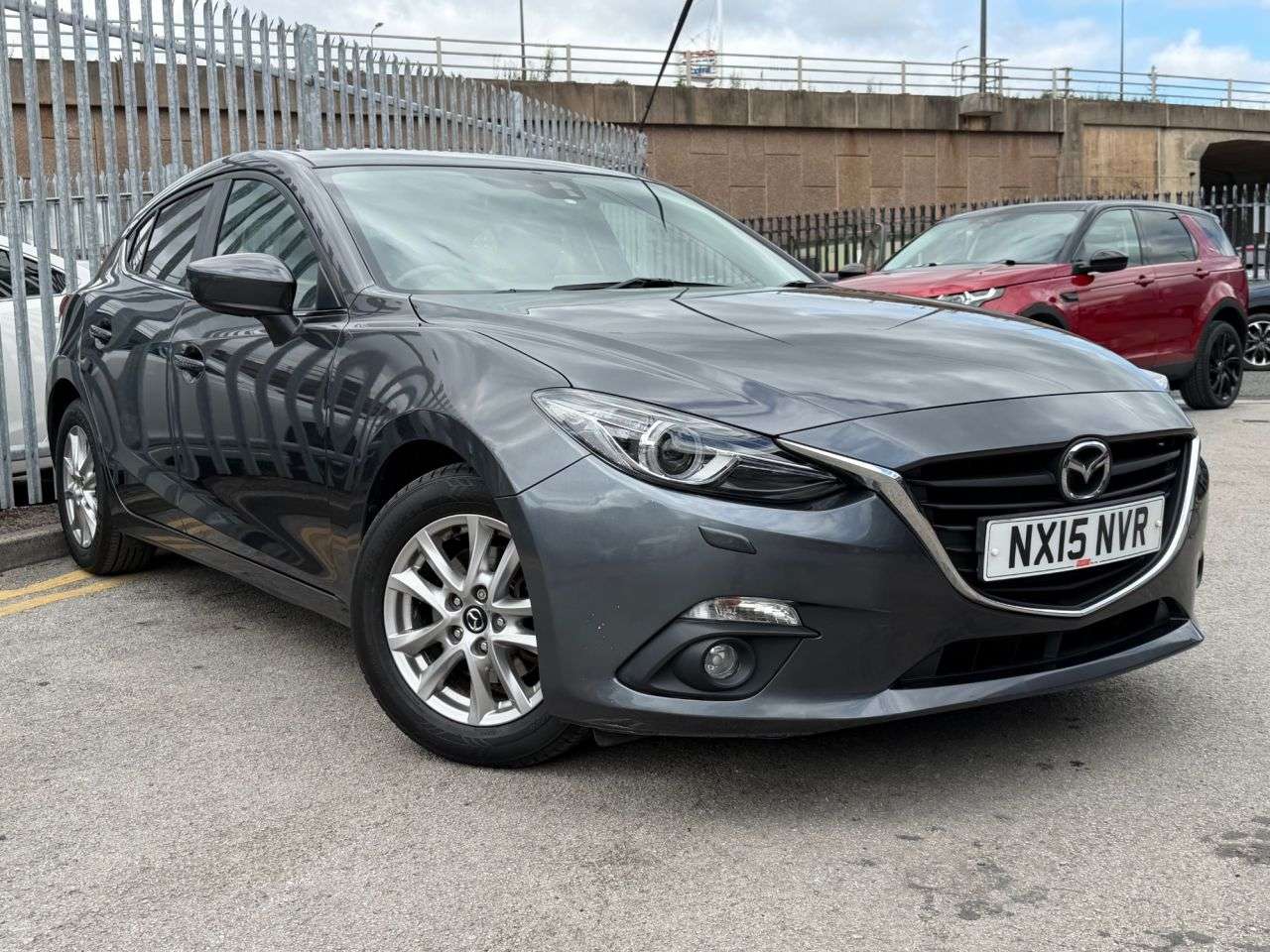 A 2015 MAZDA MAZDA3 2.0 SKYACTIV-G SE-L Hatchback 5dr Petrol Manual Euro 5 (s/s) (120 ps) JUST A 2015 MAZDA MAZDA3 2.0 SKYACTIV-G SE-L Hatchback 5dr Petrol Manual Euro 5 (s/s) (120 ps) JUST