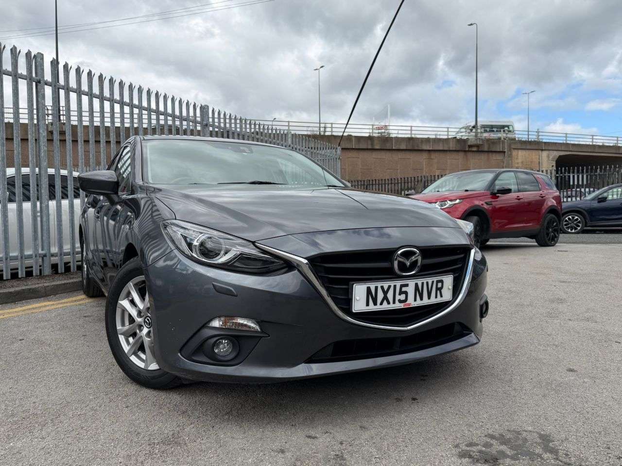 A 2015 MAZDA MAZDA3 2.0 SKYACTIV-G SE-L Hatchback 5dr Petrol Manual Euro 5 (s/s) (120 ps) JUST A 2015 MAZDA MAZDA3 2.0 SKYACTIV-G SE-L Hatchback 5dr Petrol Manual Euro 5 (s/s) (120 ps) JUST