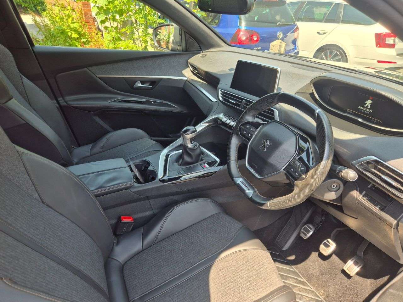2018 PEUGEOT 3008 2018 PEUGEOT 3008