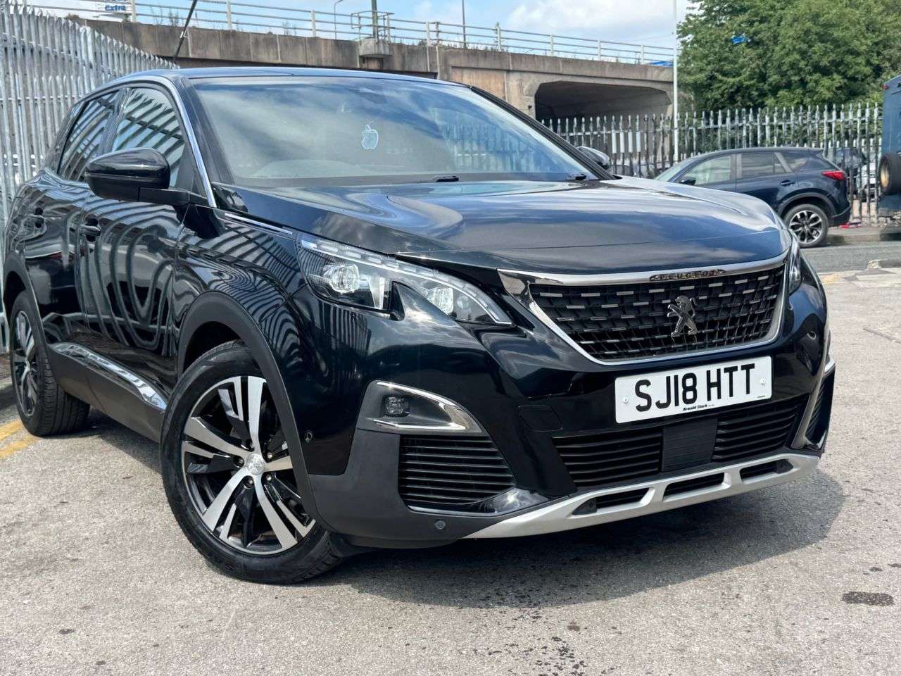A 2018 PEUGEOT 3008 1.2 PureTech GT Line SUV 5dr Petrol Manual Euro 6 (s/s) (130 ps) SERVICE HI A 2018 PEUGEOT 3008 1.2 PureTech GT Line SUV 5dr Petrol Manual Euro 6 (s/s) (130 ps) SERVICE HI