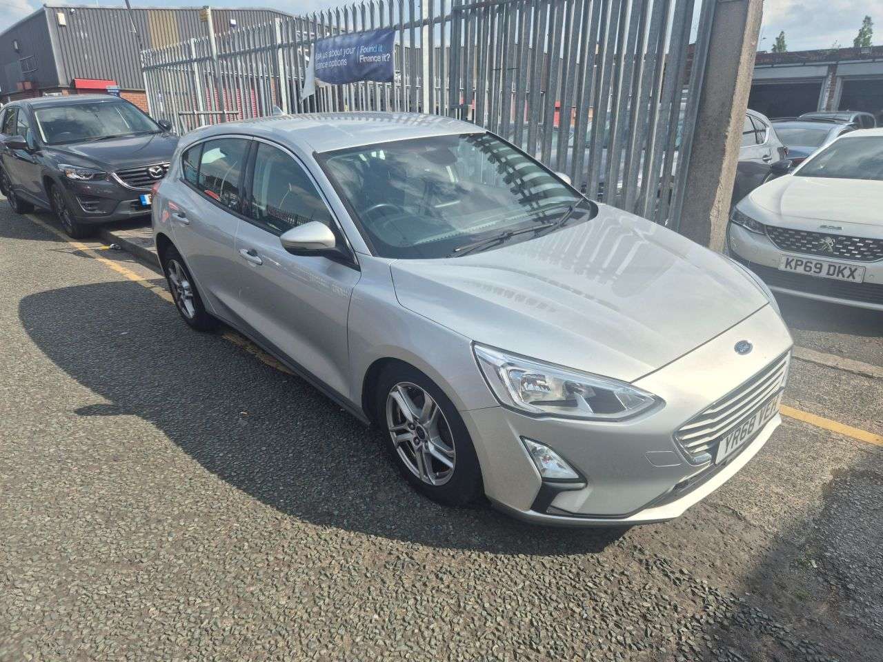 A 2018 FORD FOCUS 1.5 EcoBlue Zetec Hatchback 5dr Diesel Manual Euro 6 (s/s) (95 ps) JUST BEE A 2018 FORD FOCUS 1.5 EcoBlue Zetec Hatchback 5dr Diesel Manual Euro 6 (s/s) (95 ps) JUST BEE
