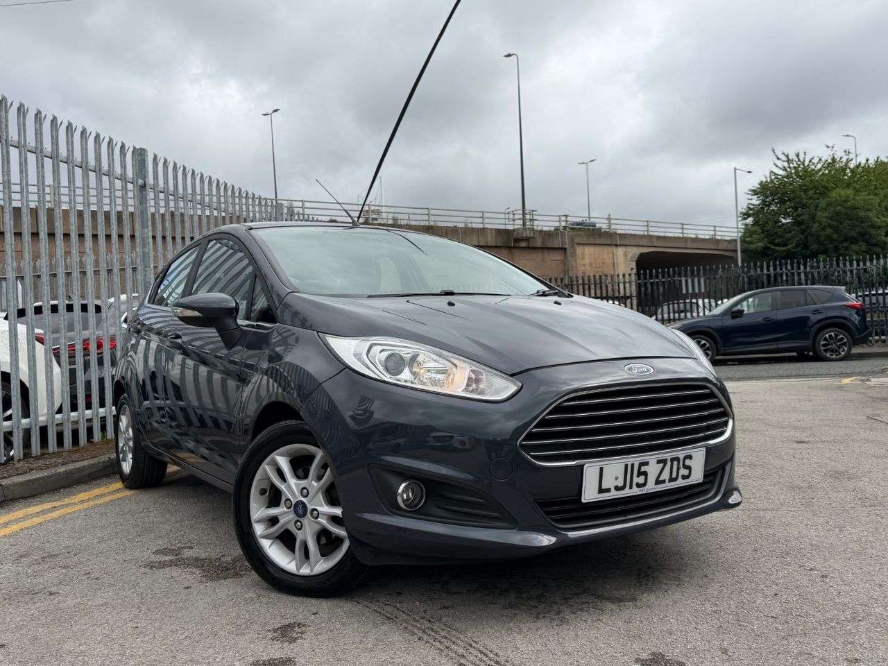 A 2015 FORD FIESTA 1.6 Zetec Hatchback 5dr Petrol Powershift Euro 6 (105 ps) SERVICE HISTORY, A 2015 FORD FIESTA 1.6 Zetec Hatchback 5dr Petrol Powershift Euro 6 (105 ps) SERVICE HISTORY,