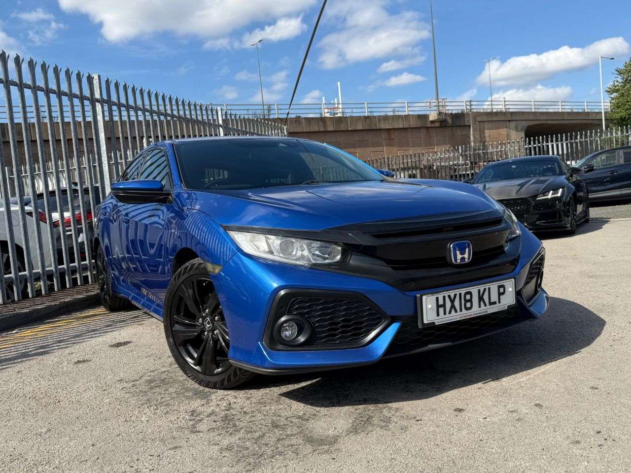 A 2018 HONDA CIVIC 1.0 VTEC Turbo SR Hatchback 5dr Petrol Manual Euro 6 (s/s) (129 ps) GREAT L A 2018 HONDA CIVIC 1.0 VTEC Turbo SR Hatchback 5dr Petrol Manual Euro 6 (s/s) (129 ps) GREAT L