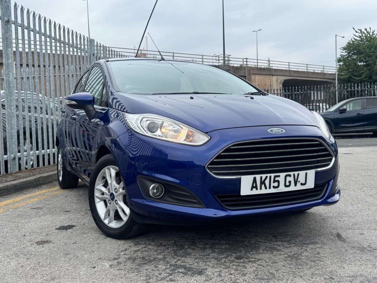 A 2015 FORD FIESTA 1.6 Zetec Hatchback 5dr Petrol Powershift Euro 6 (105 ps) SERVICE HISTORY, A 2015 FORD FIESTA 1.6 Zetec Hatchback 5dr Petrol Powershift Euro 6 (105 ps) SERVICE HISTORY,