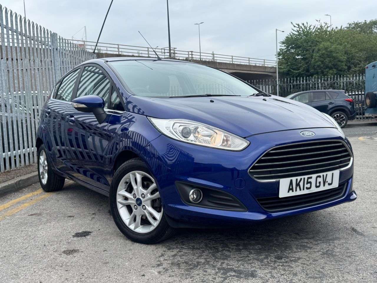 A 2015 FORD FIESTA 1.6 Zetec Hatchback 5dr Petrol Powershift Euro 6 (105 ps) SERVICE HISTORY, A 2015 FORD FIESTA 1.6 Zetec Hatchback 5dr Petrol Powershift Euro 6 (105 ps) SERVICE HISTORY,