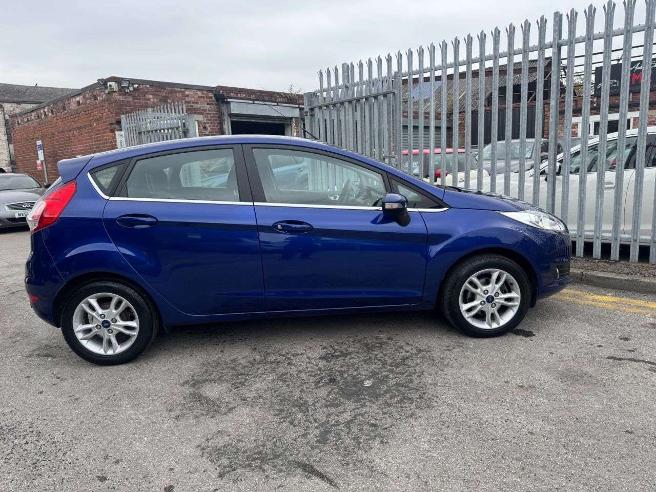 2015 FORD FIESTA 2015 FORD FIESTA