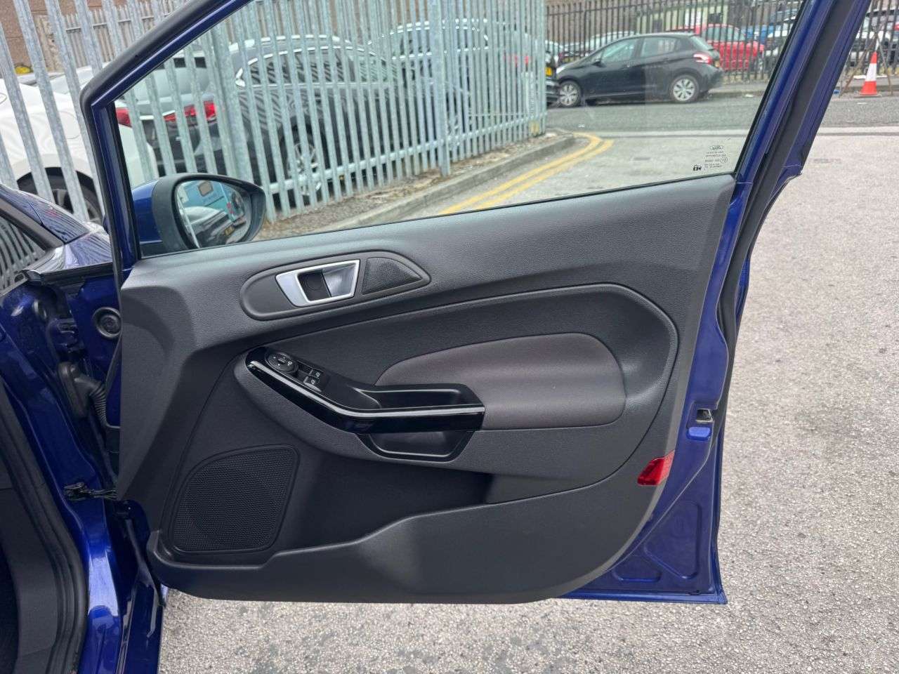 2015 FORD FIESTA 2015 FORD FIESTA