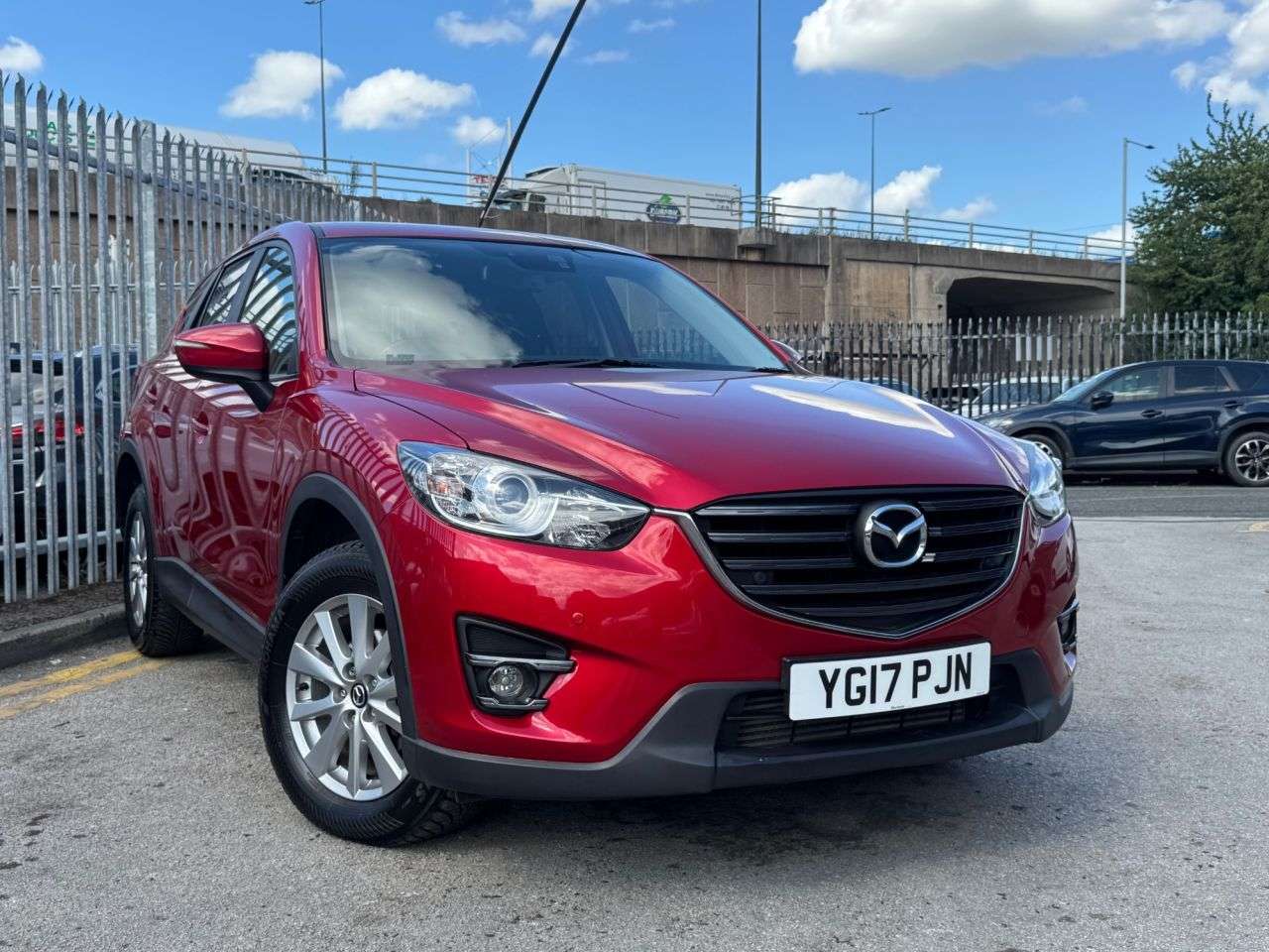 A 2017 MAZDA CX-5 2.2 SKYACTIV-D SE-L Nav SUV 5dr Diesel Auto 4WD Euro 6 (s/s) (150 ps) LOW M A 2017 MAZDA CX-5 2.2 SKYACTIV-D SE-L Nav SUV 5dr Diesel Auto 4WD Euro 6 (s/s) (150 ps) LOW M