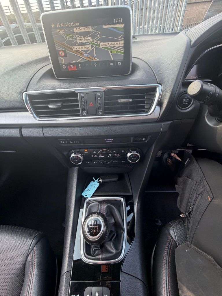 2015 MAZDA MAZDA3 2015 MAZDA MAZDA3