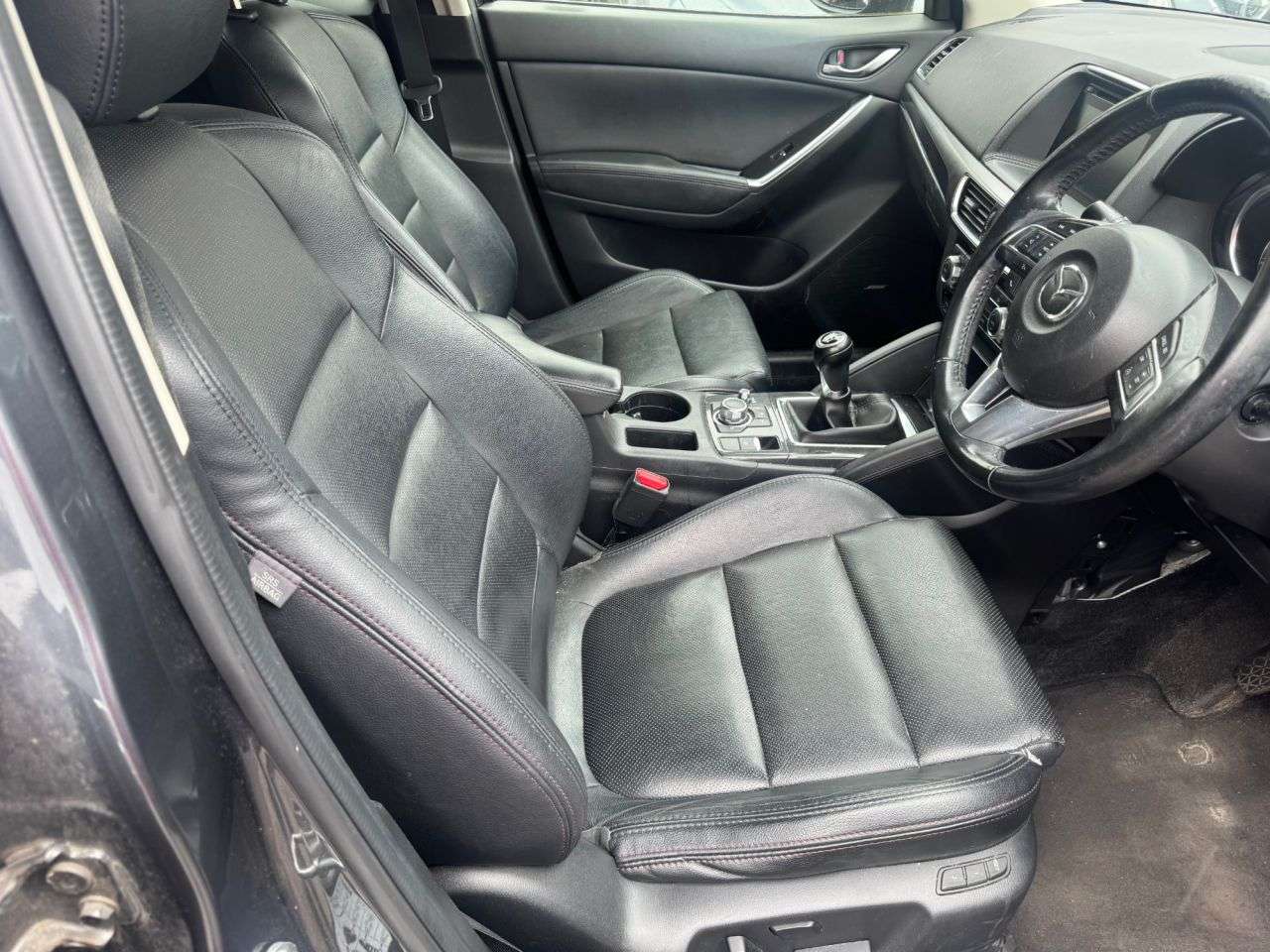 A 2015 MAZDA CX-5 2.2 SKYACTIV-D Sport Nav SUV 5dr Diesel Manual Euro 6 (s/s) (150 ps) CARBON A 2015 MAZDA CX-5 2.2 SKYACTIV-D Sport Nav SUV 5dr Diesel Manual Euro 6 (s/s) (150 ps) CARBON