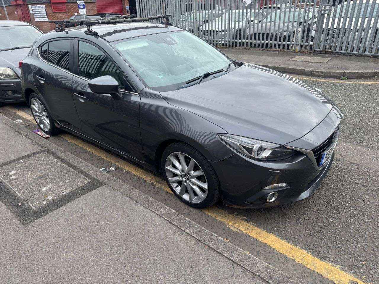A 2014 MAZDA MAZDA3 2.2 SKYACTIV-D Sport Nav Hatchback 5dr Diesel Manual Euro 6 (s/s) (150 ps) A 2014 MAZDA MAZDA3 2.2 SKYACTIV-D Sport Nav Hatchback 5dr Diesel Manual Euro 6 (s/s) (150 ps)