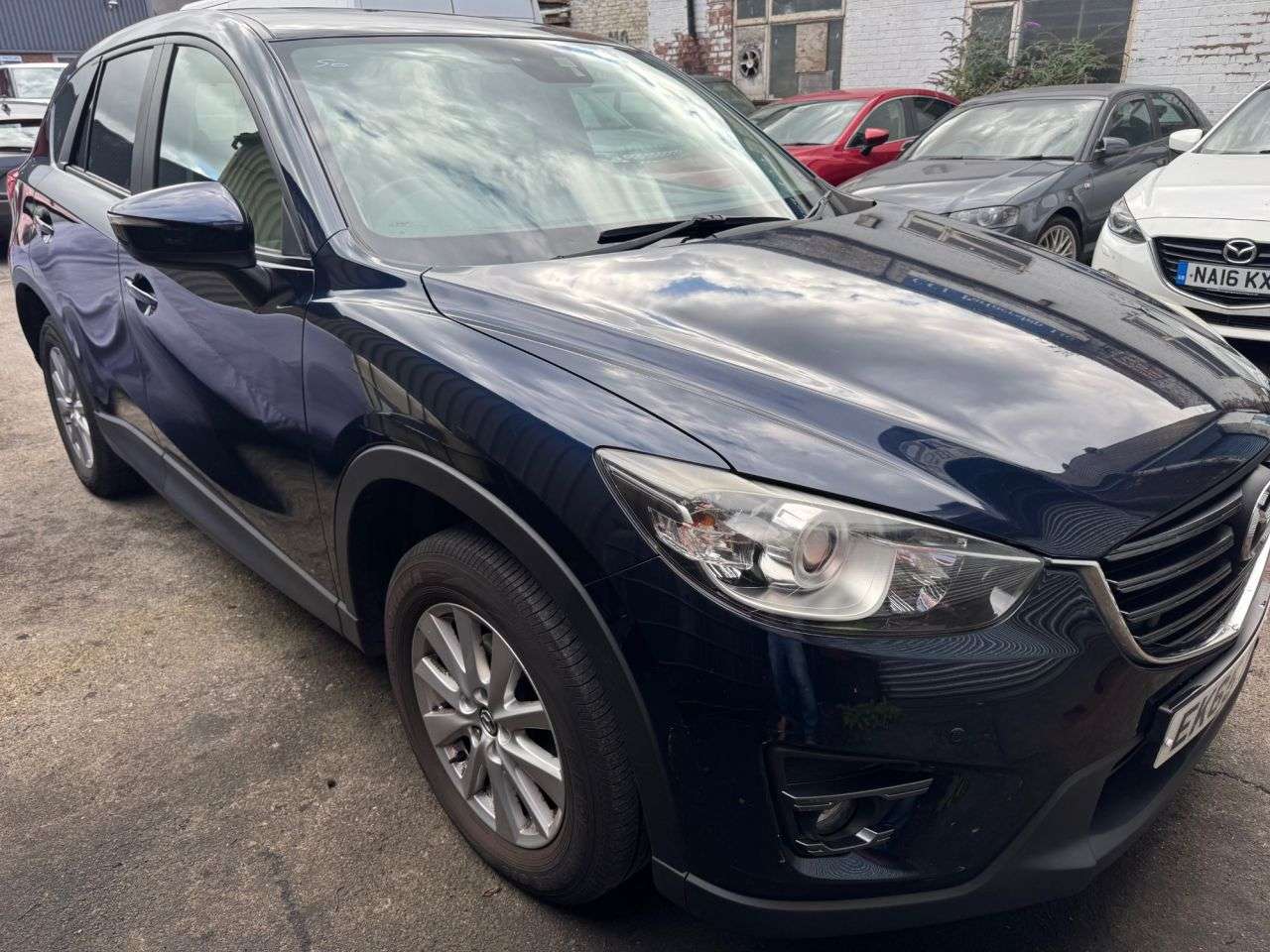 A 2015 MAZDA CX-5 2.2 SKYACTIV-D SE-L Lux Nav SUV 5dr Diesel Manual Euro 6 (s/s) (150 ps) FUL A 2015 MAZDA CX-5 2.2 SKYACTIV-D SE-L Lux Nav SUV 5dr Diesel Manual Euro 6 (s/s) (150 ps) FUL