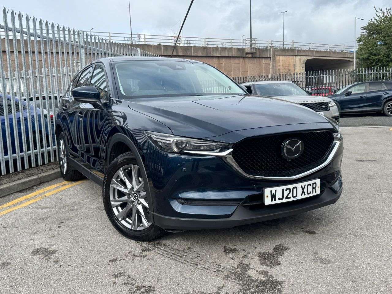 A 2020 MAZDA CX-5 2.0 SKYACTIV-G Sport SUV 5dr Petrol Manual Euro 6 (s/s) (165 ps) 7 SERVICES A 2020 MAZDA CX-5 2.0 SKYACTIV-G Sport SUV 5dr Petrol Manual Euro 6 (s/s) (165 ps) 7 SERVICES