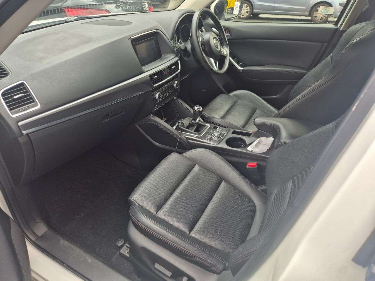 A 2016 MAZDA CX-5 2.2 SKYACTIV-D Sport Nav SUV 5dr Diesel Manual Euro 6 (s/s) (150 ps) 7 SERV A 2016 MAZDA CX-5 2.2 SKYACTIV-D Sport Nav SUV 5dr Diesel Manual Euro 6 (s/s) (150 ps) 7 SERV