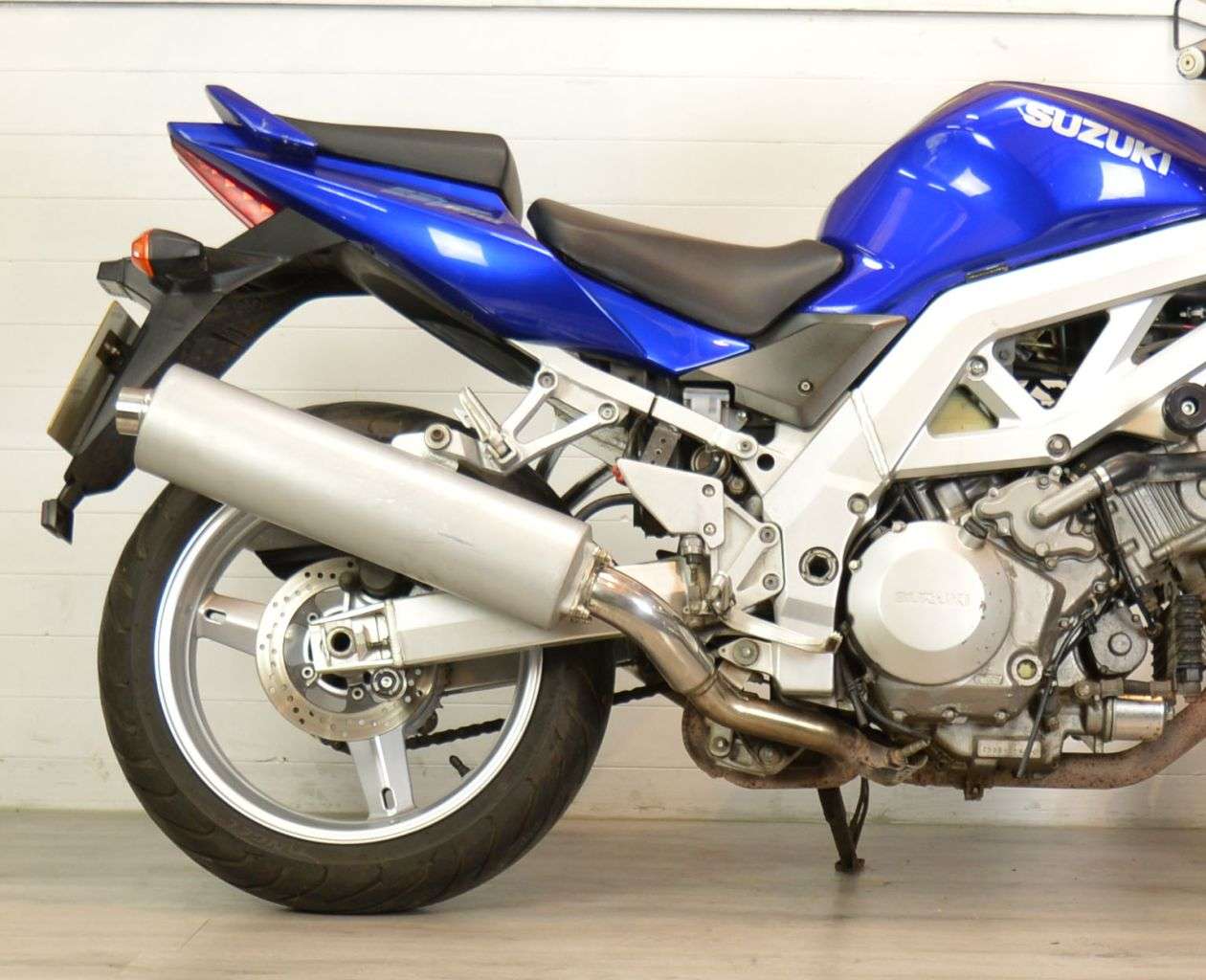 2004 SUZUKI SV1000 2004 SUZUKI SV1000