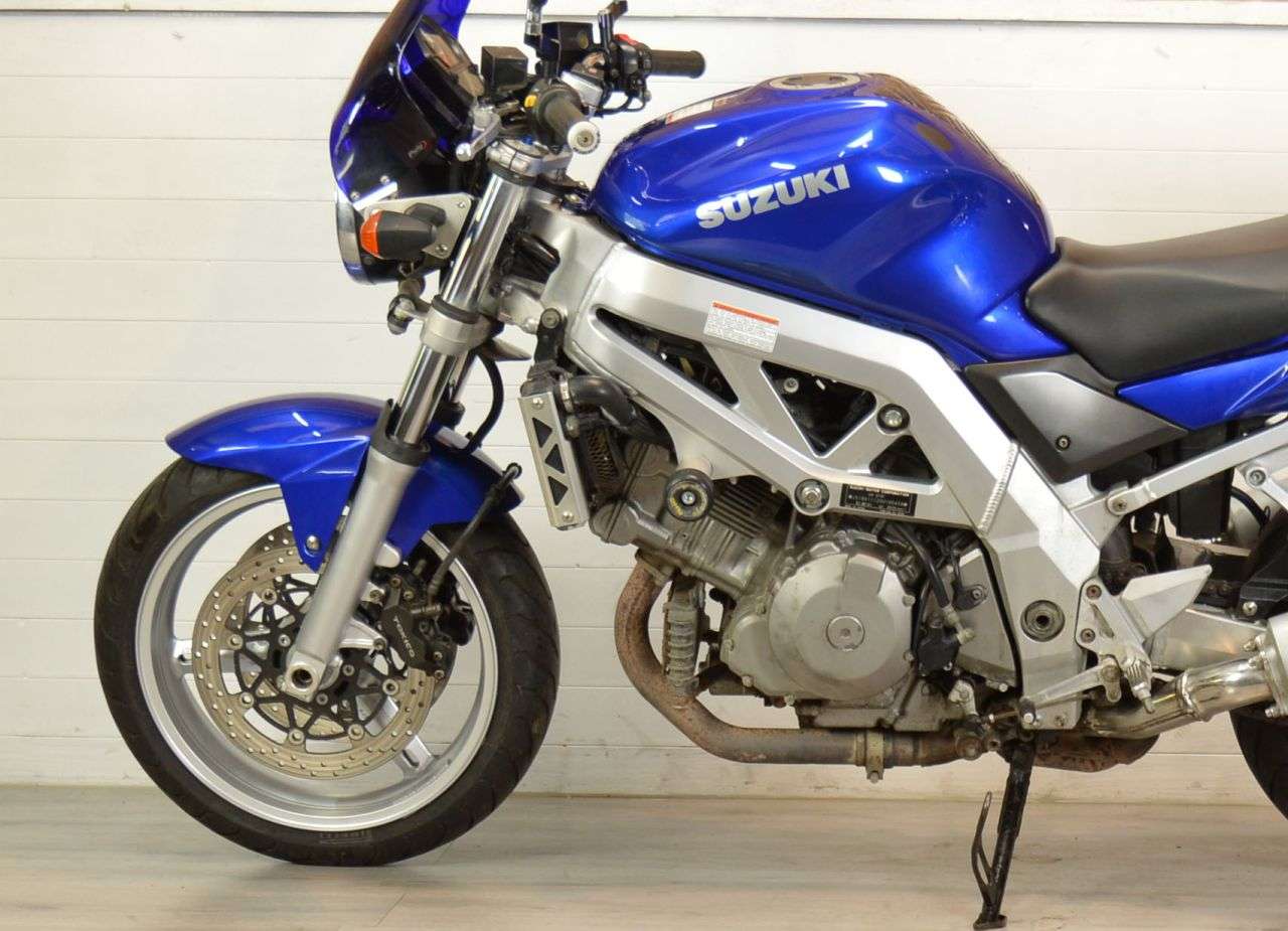 2004 SUZUKI SV1000 2004 SUZUKI SV1000