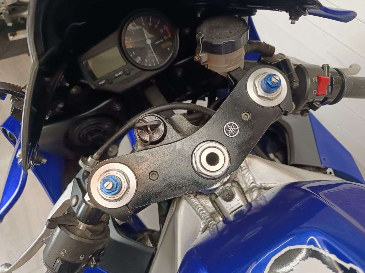 2001 YAMAHA R1 2001 YAMAHA R1