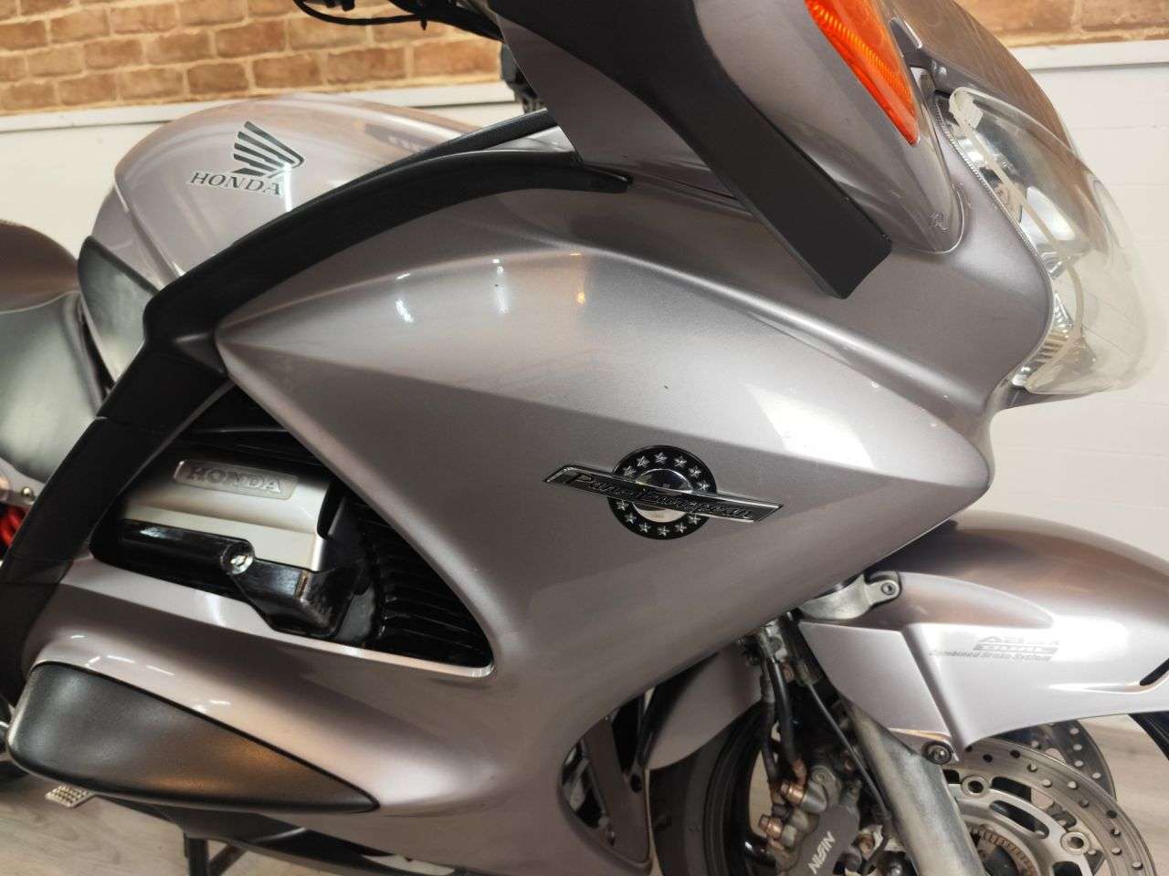 2002 HONDA ST1300 PAN EUROPEAN 2002 HONDA ST1300 PAN EUROPEAN