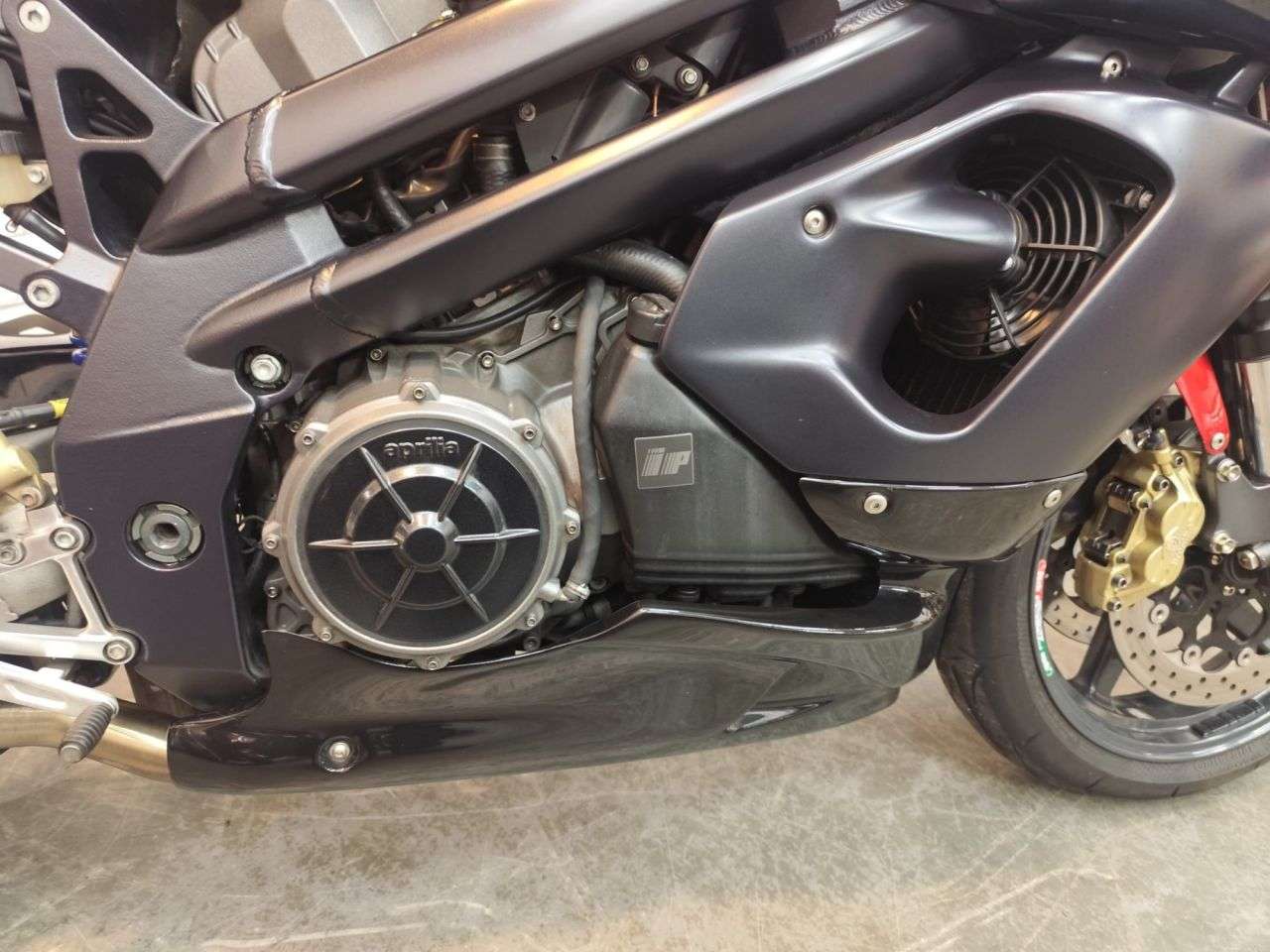 2005 APRILIA SL1000 FALCO 2005 APRILIA SL1000 FALCO