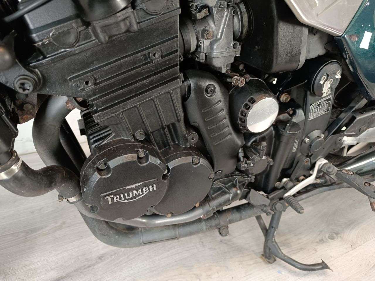 A 1993 TRIUMPH TRIDENT 900 A 1993 TRIUMPH TRIDENT 900