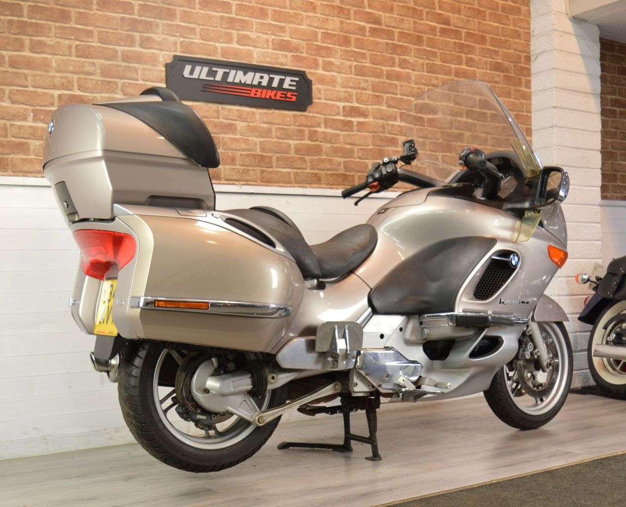 A 2000 BMW K 1200 LT A 2000 BMW K 1200 LT