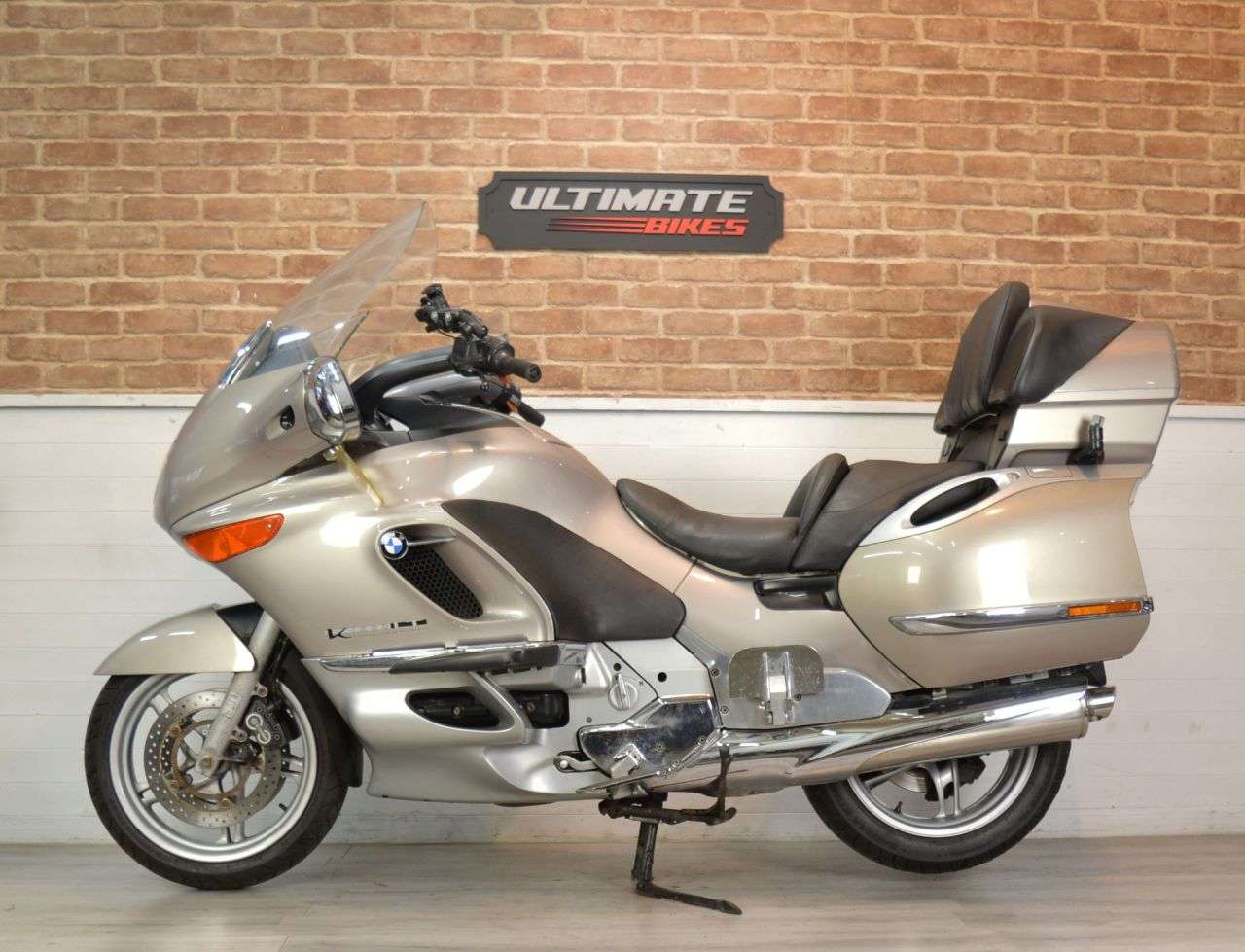 A 2000 BMW K 1200 LT A 2000 BMW K 1200 LT