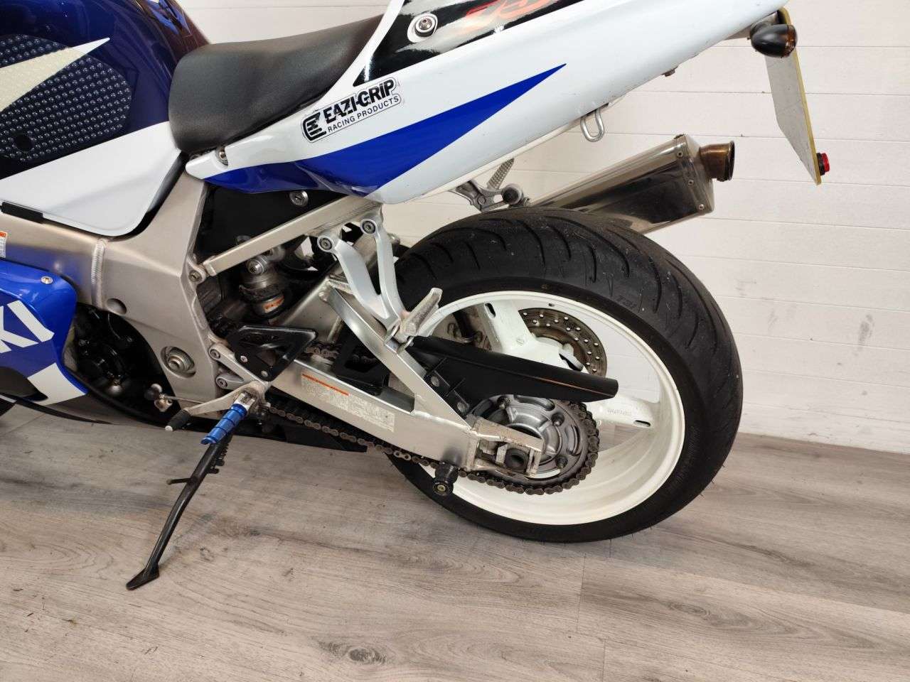 2004 SUZUKI GSX-R750 2004 SUZUKI GSX-R750