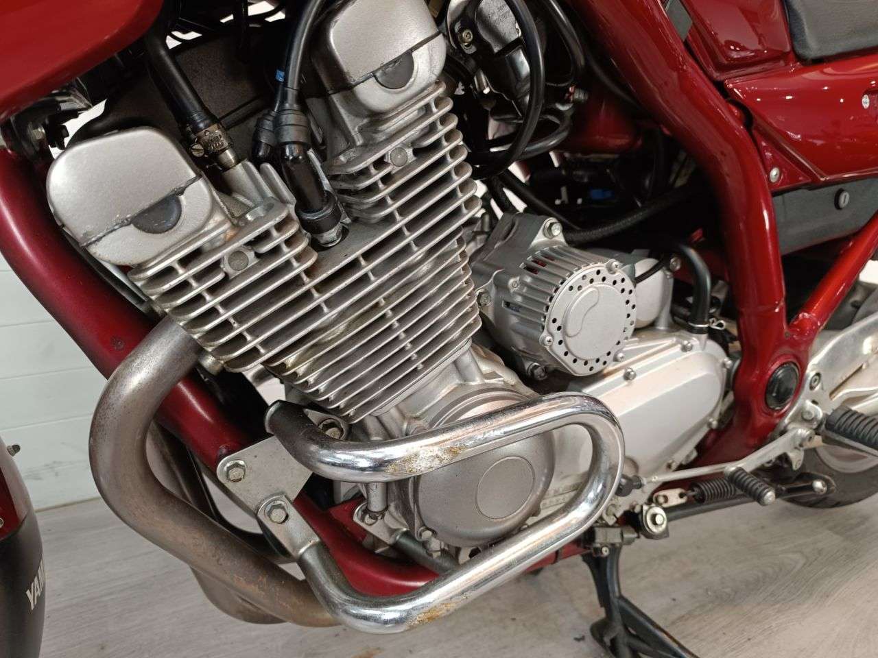 A 1997 YAMAHA XJ900 DIVERSION A 1997 YAMAHA XJ900 DIVERSION