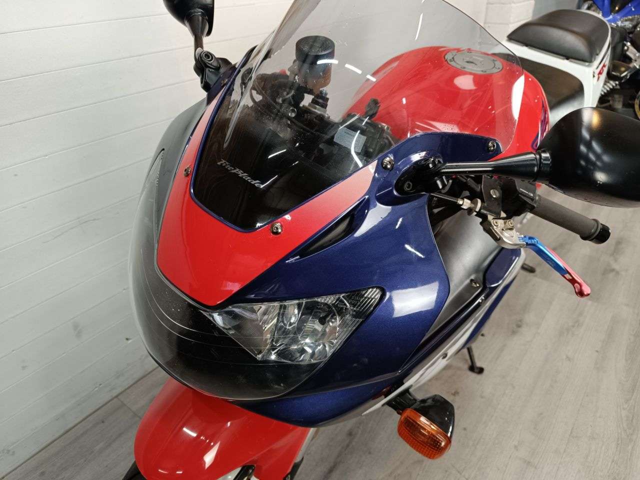 2000 HONDA CBR900RR FIREBLADE 2000 HONDA CBR900RR FIREBLADE