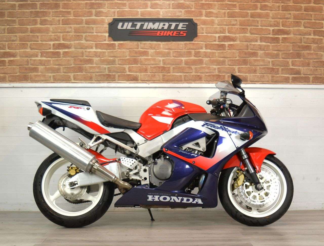 2000 HONDA CBR900RR FIREBLADE 2000 HONDA CBR900RR FIREBLADE