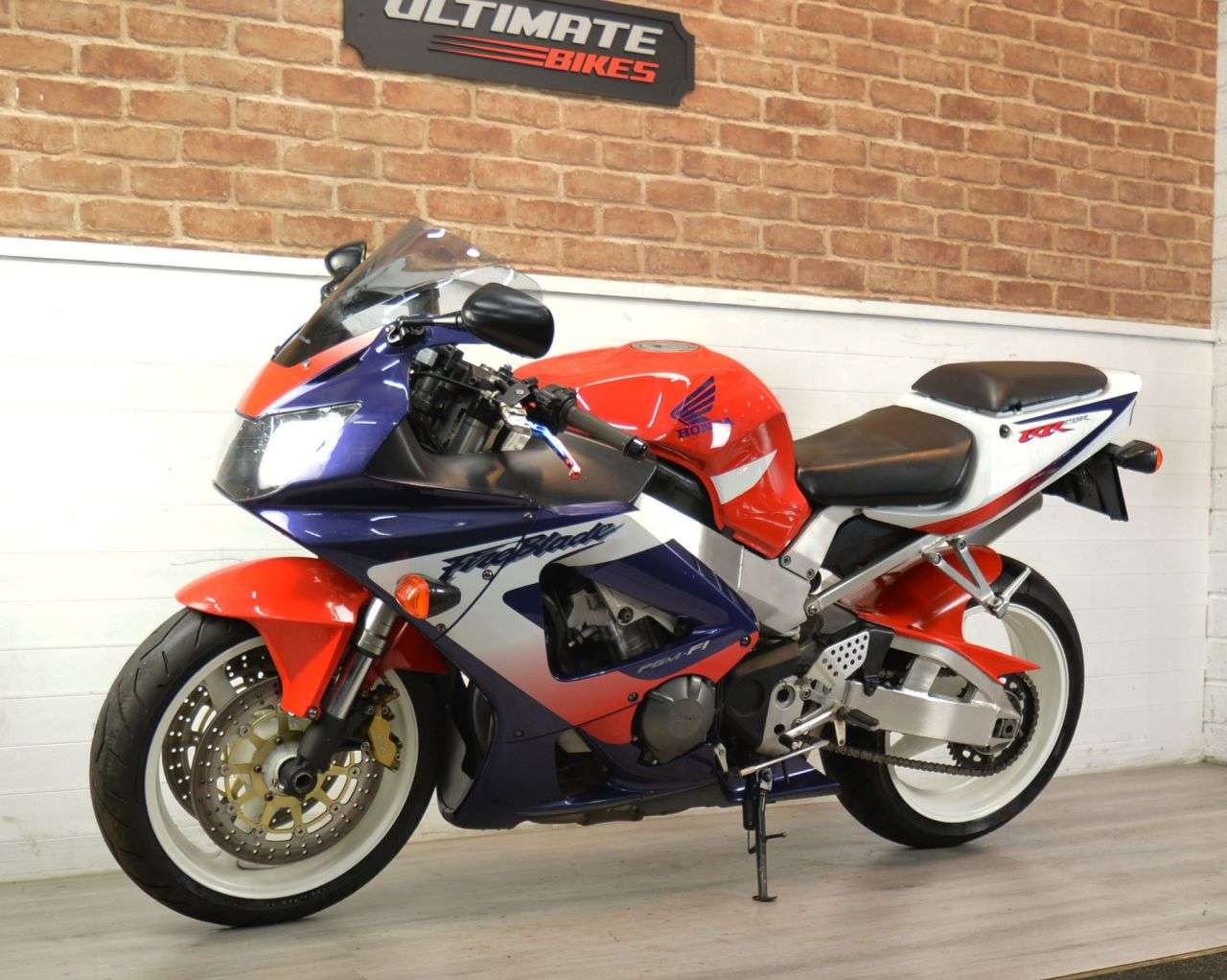 2000 HONDA CBR900RR FIREBLADE 2000 HONDA CBR900RR FIREBLADE