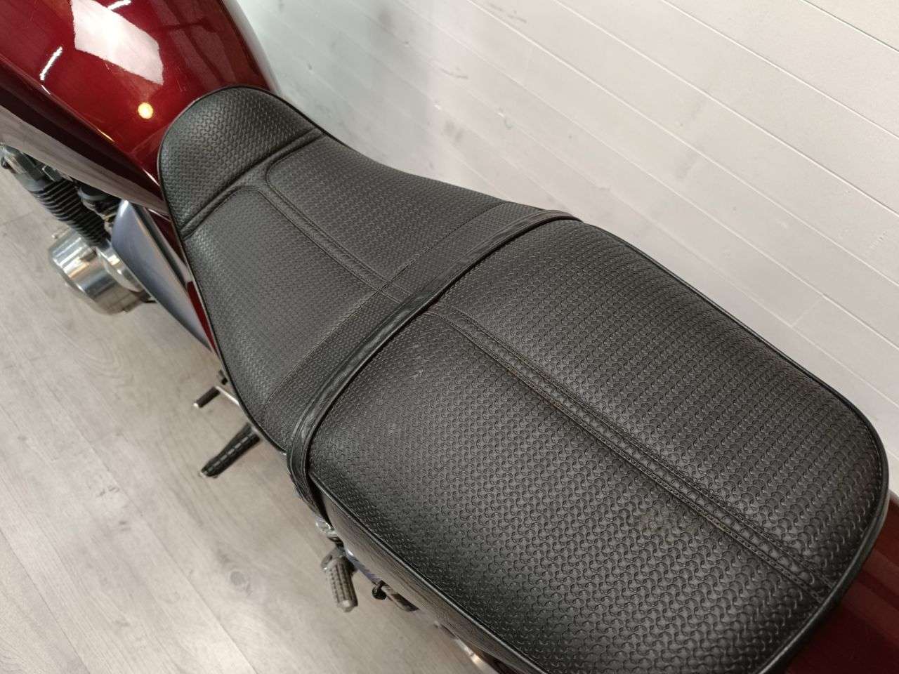 A 1995 KAWASAKI ZEPHYR 550 A 1995 KAWASAKI ZEPHYR 550