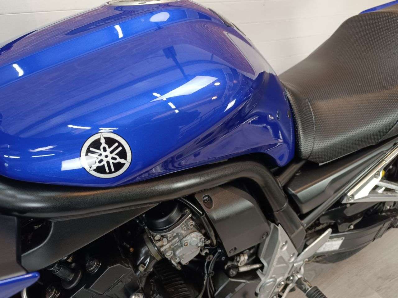 2004 YAMAHA FZS1000 2004 YAMAHA FZS1000