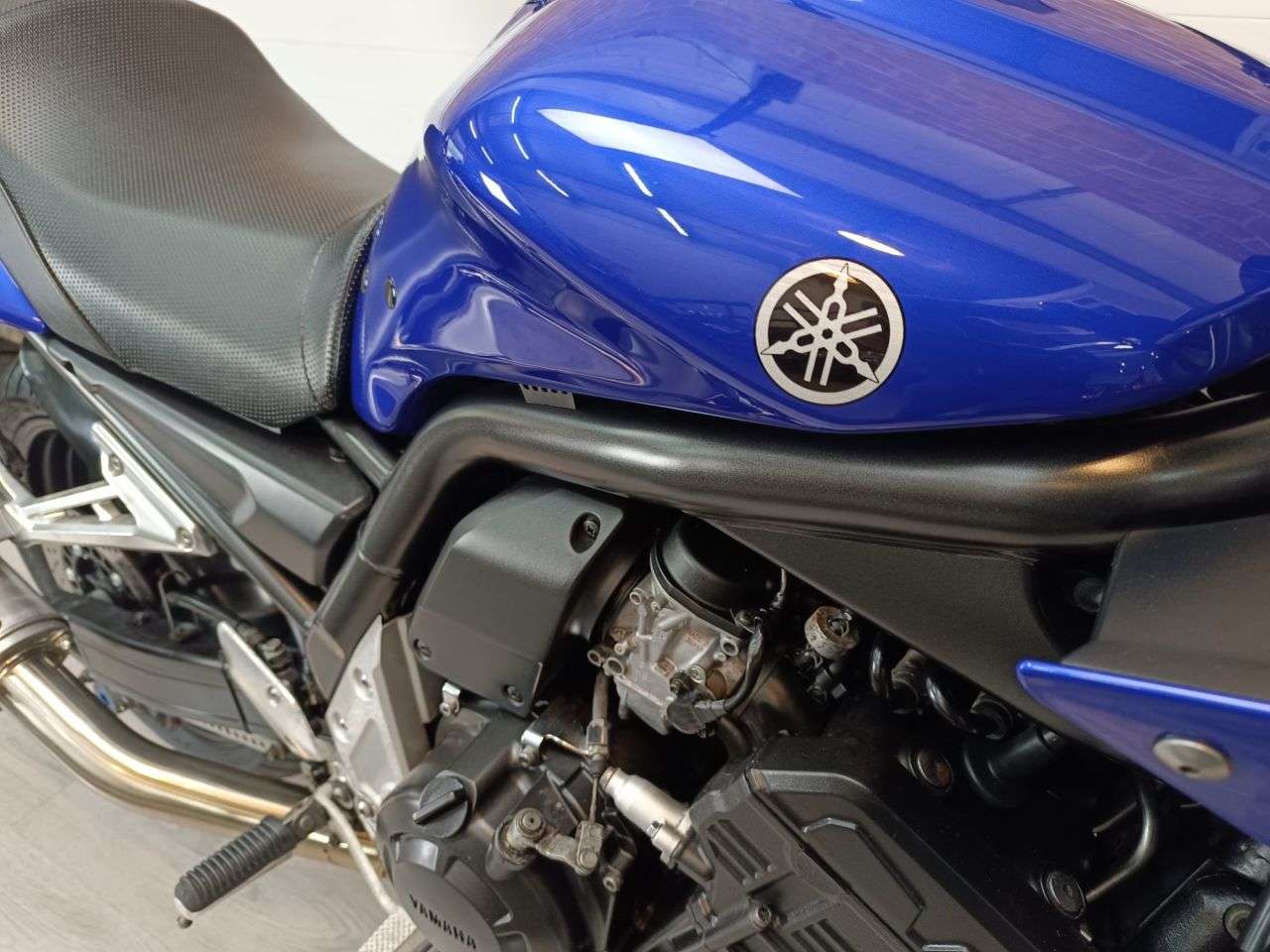 2004 YAMAHA FZS1000 2004 YAMAHA FZS1000