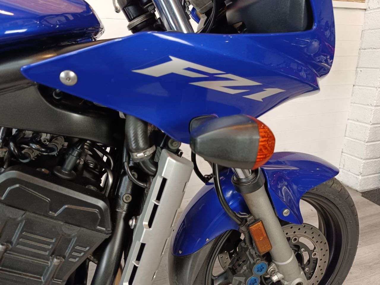 2004 YAMAHA FZS1000 2004 YAMAHA FZS1000