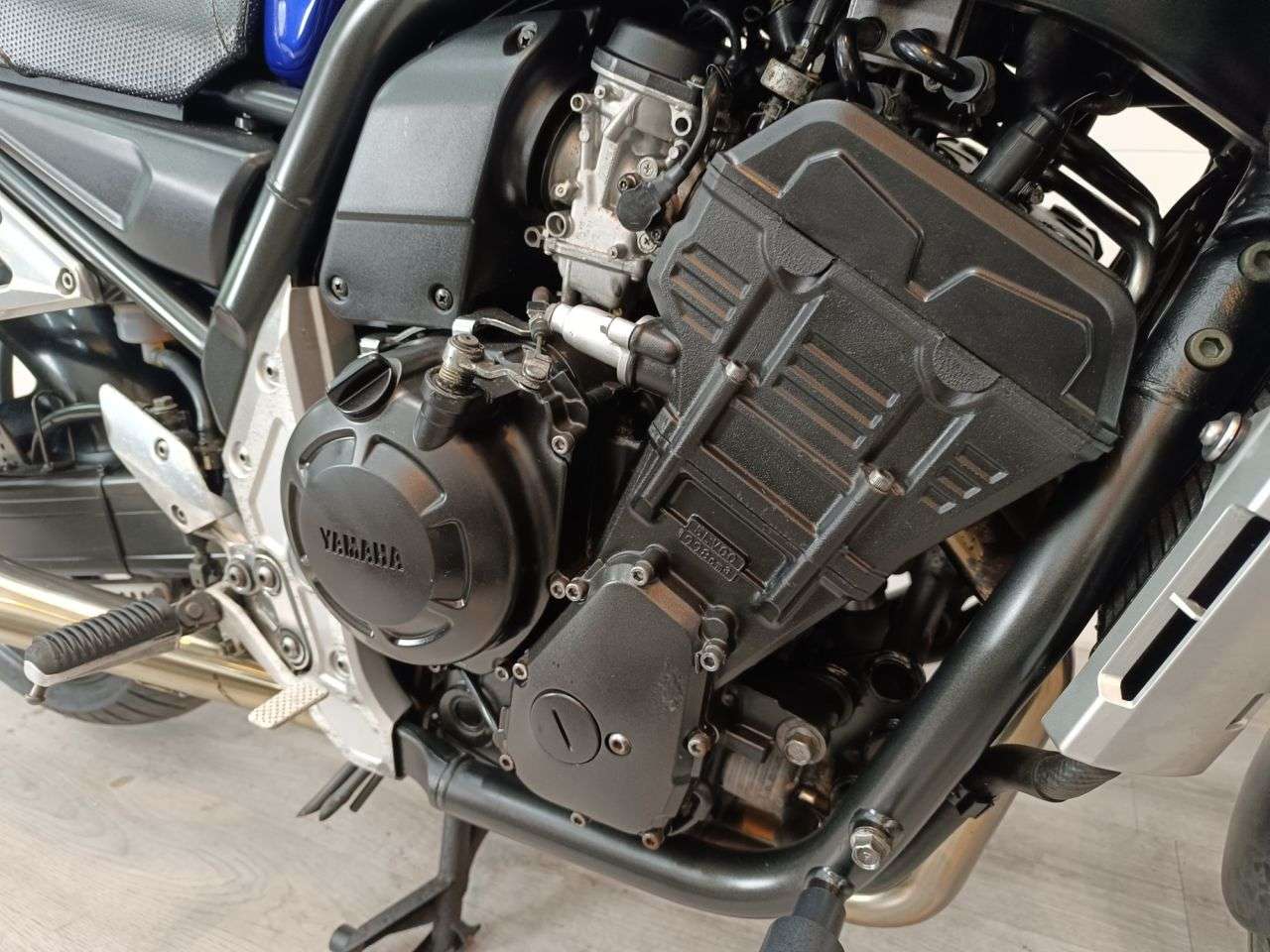 2004 YAMAHA FZS1000 2004 YAMAHA FZS1000