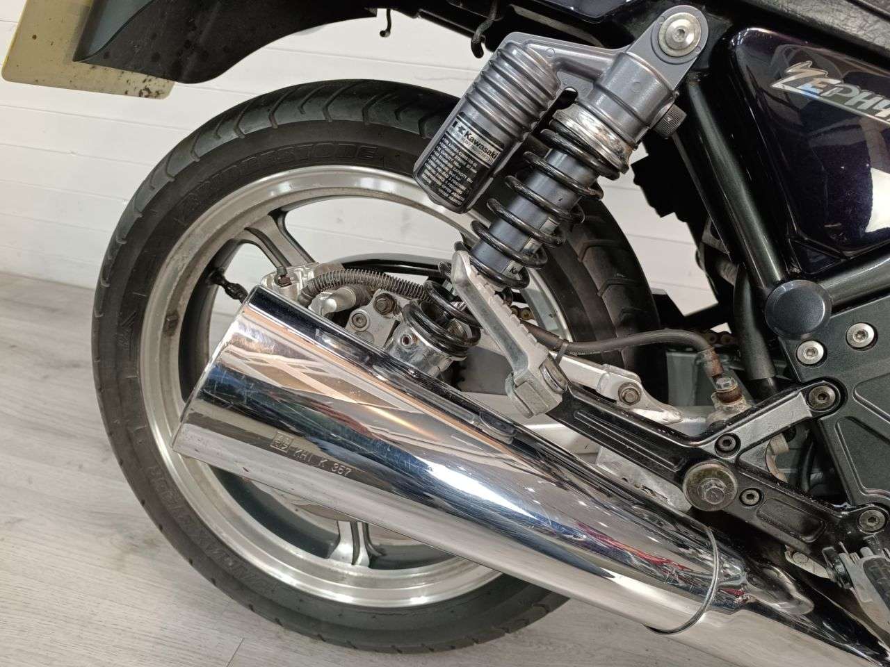 1997 KAWASAKI ZEPHYR 550 1997 KAWASAKI ZEPHYR 550