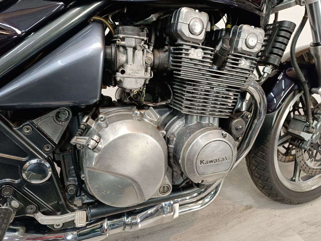 1997 KAWASAKI ZEPHYR 550 1997 KAWASAKI ZEPHYR 550
