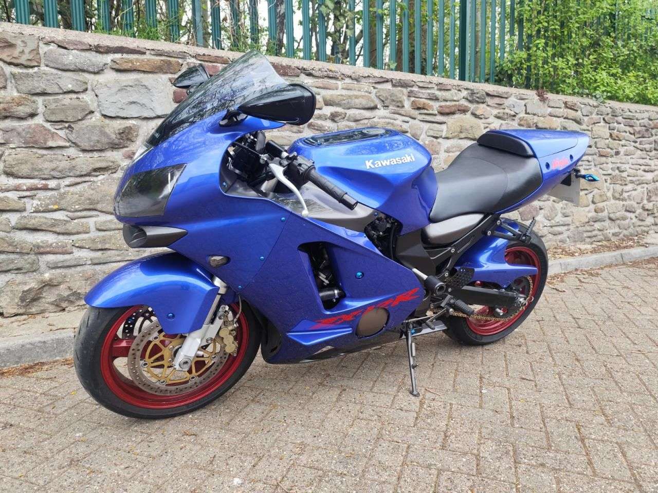 2002 KAWASAKI ZX-12R 2002 KAWASAKI ZX-12R