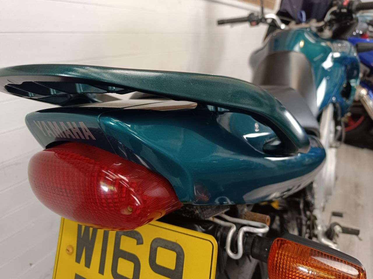 2000 YAMAHA TDM850 2000 YAMAHA TDM850