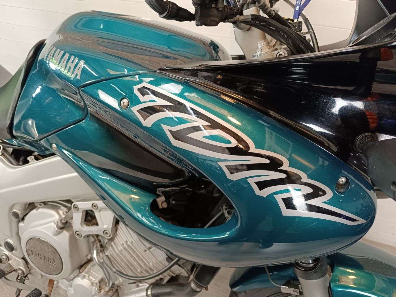 2000 YAMAHA TDM850 2000 YAMAHA TDM850