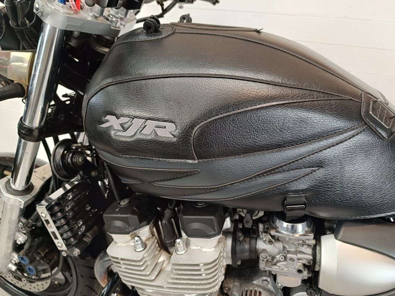 2000 YAMAHA XJR1300 2000 YAMAHA XJR1300